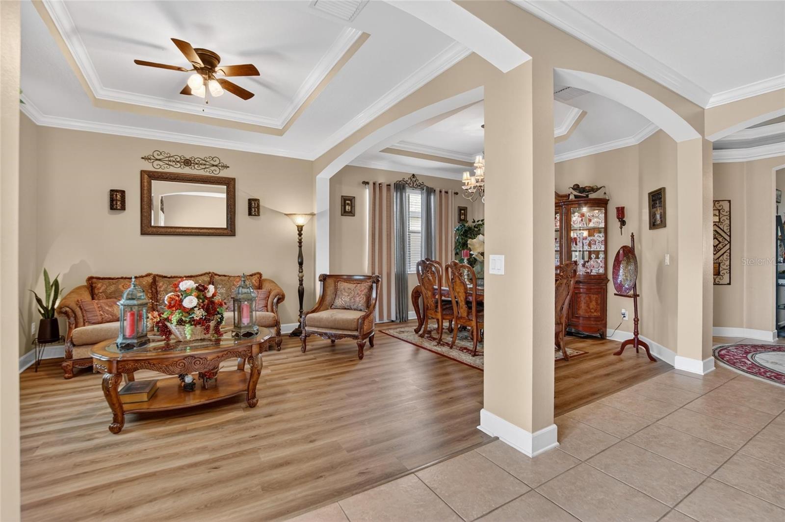 Image 10 of 62 For 10232 Holland Road