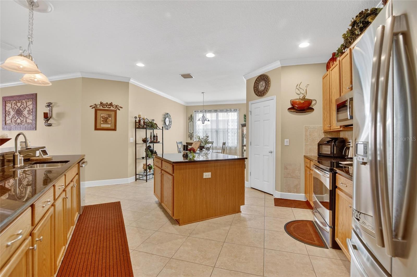 Image 17 of 62 For 10232 Holland Road