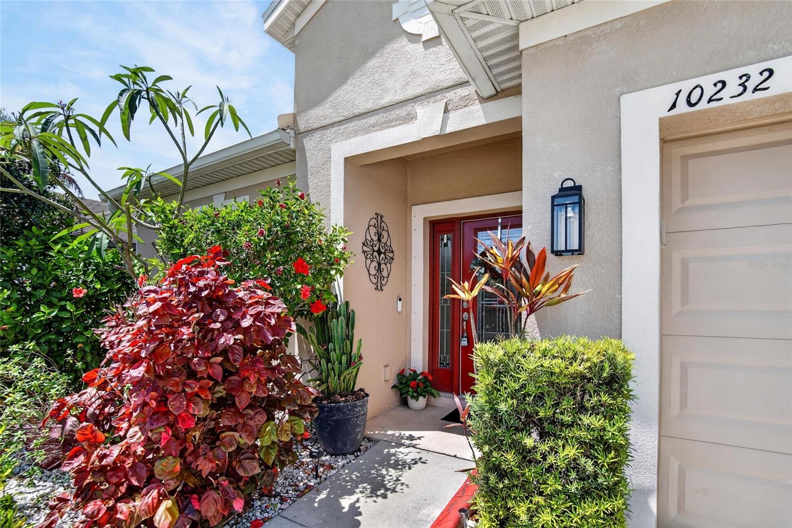 Image 4 of 62 For 10232 Holland Road