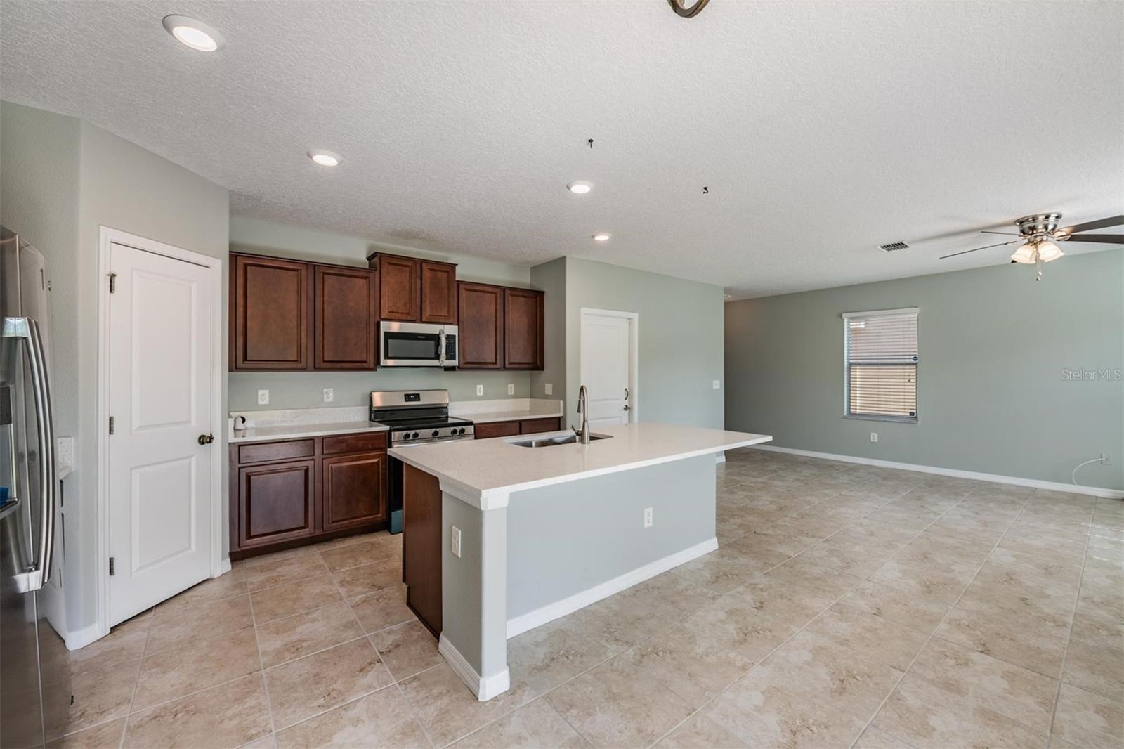Image 10 of 55 For 253 Cascade Bend Drive