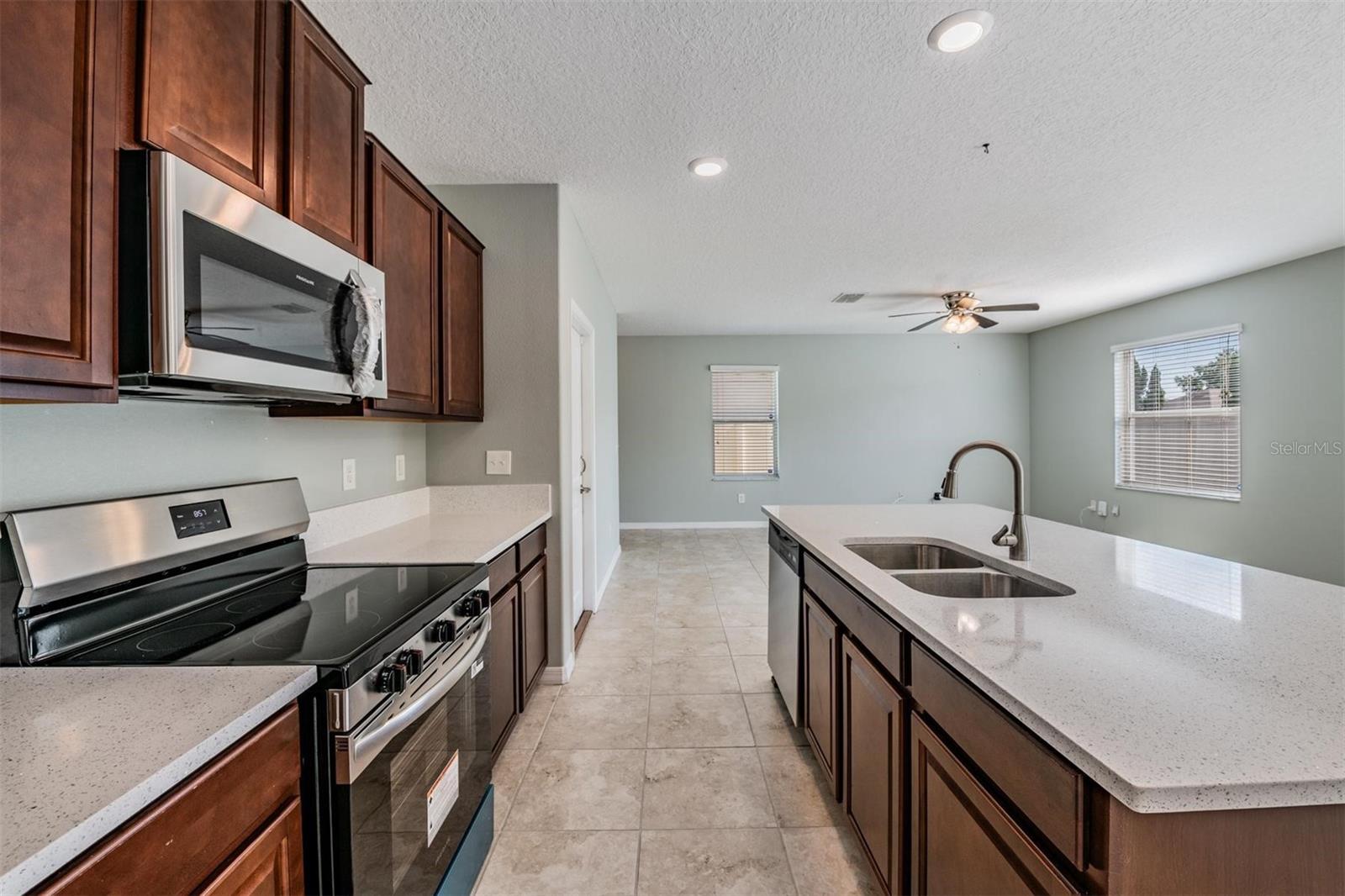 Image 13 of 55 For 253 Cascade Bend Drive