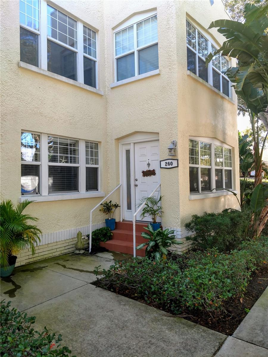 Details for 260 15th Avenue Ne Na, ST PETERSBURG, FL 33704