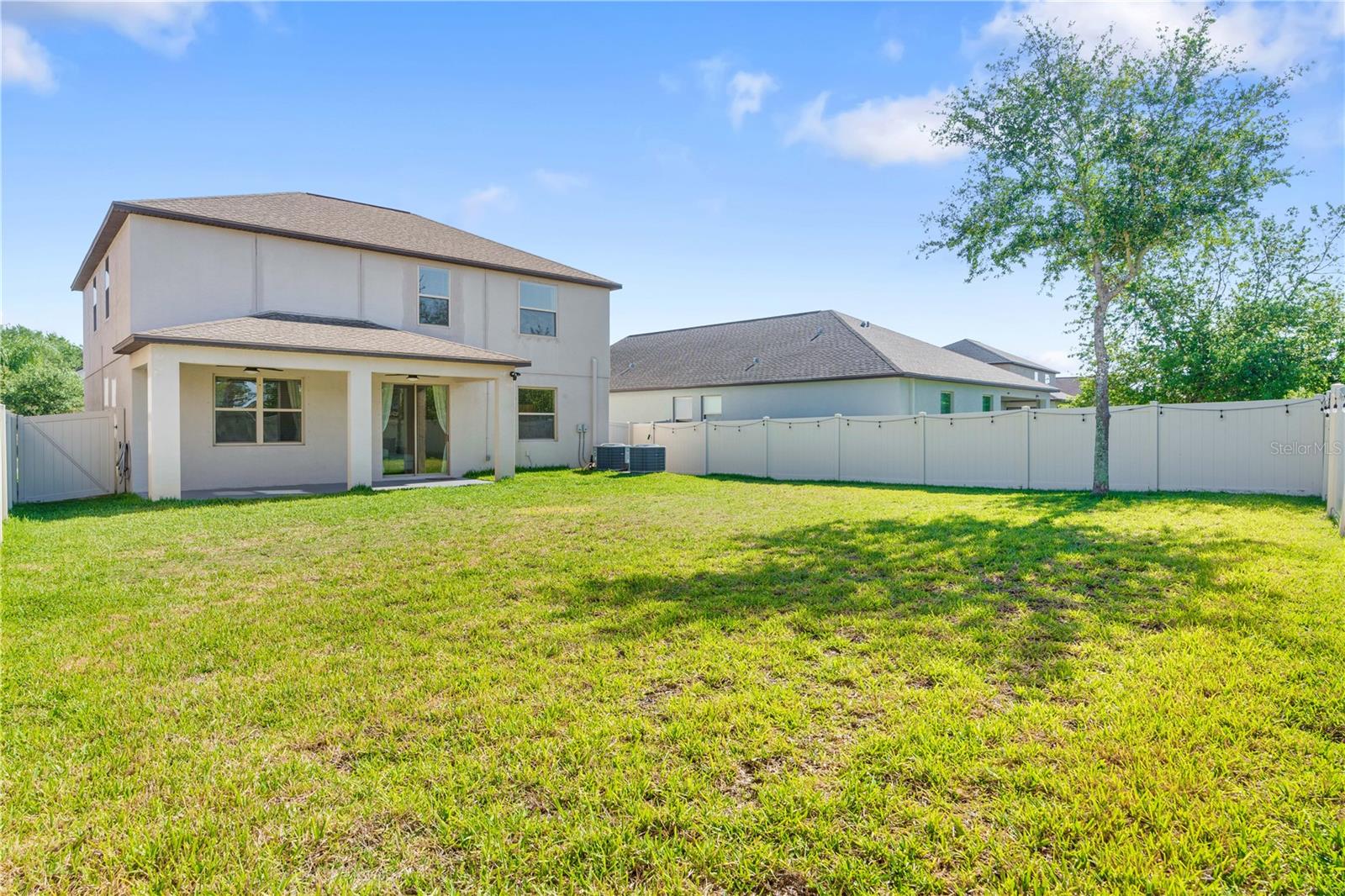 Listing photo id 13 for 11411 Chilly Water Court