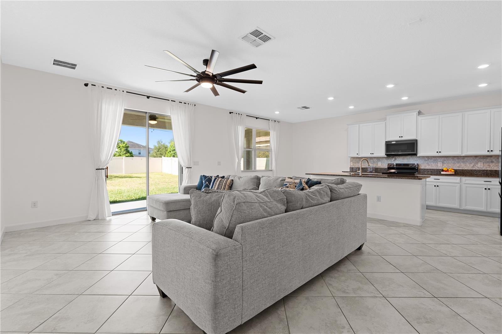 Listing photo id 16 for 11411 Chilly Water Court