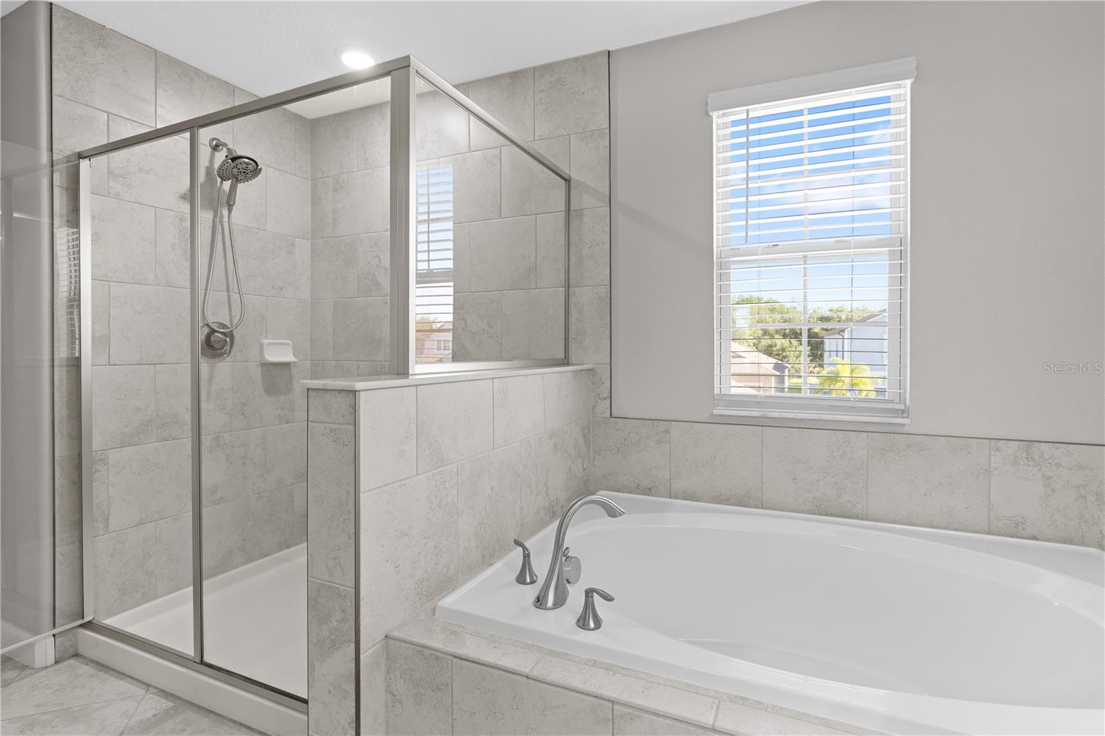 Listing photo id 29 for 11411 Chilly Water Court
