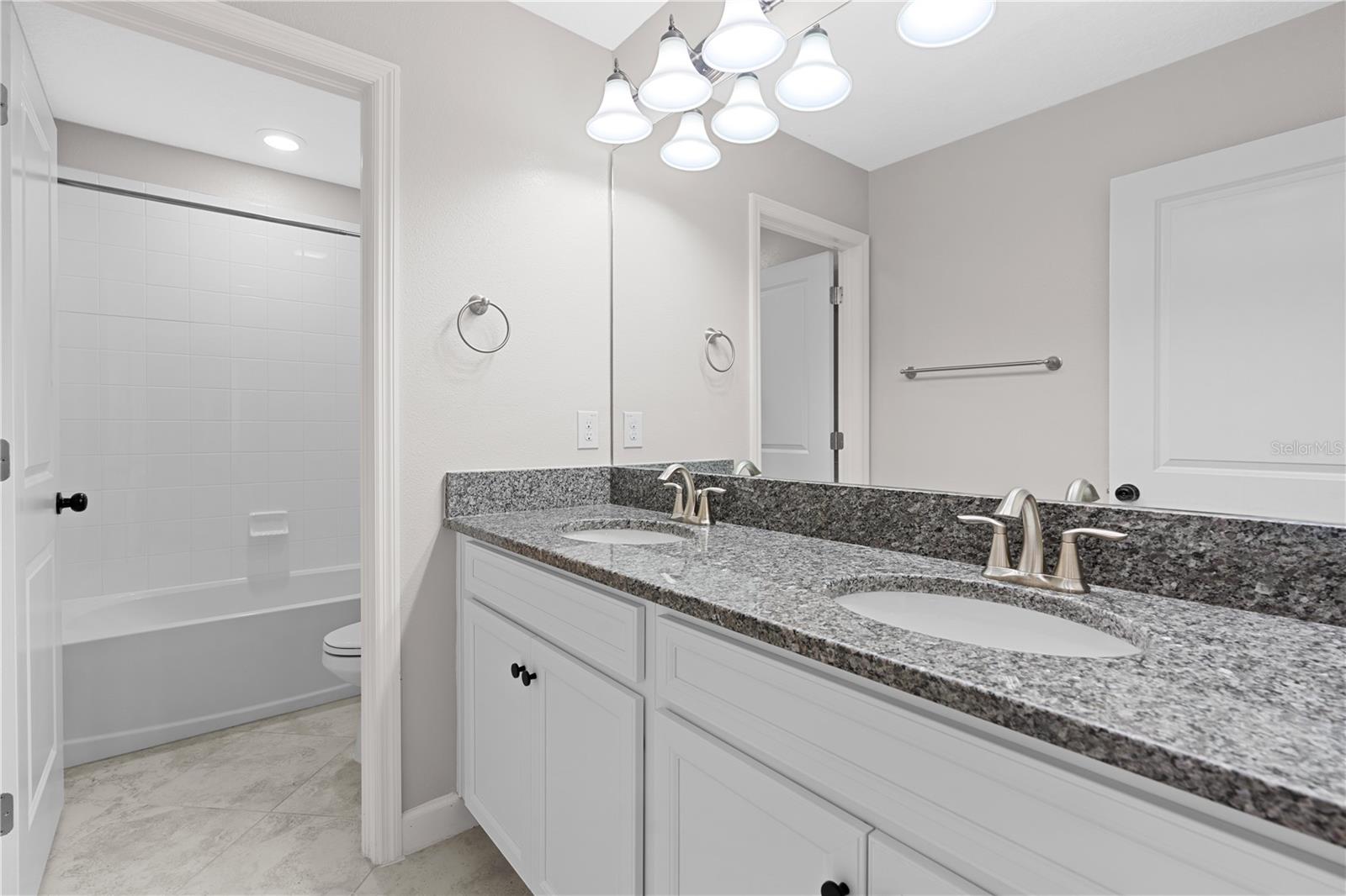 Listing photo id 39 for 11411 Chilly Water Court