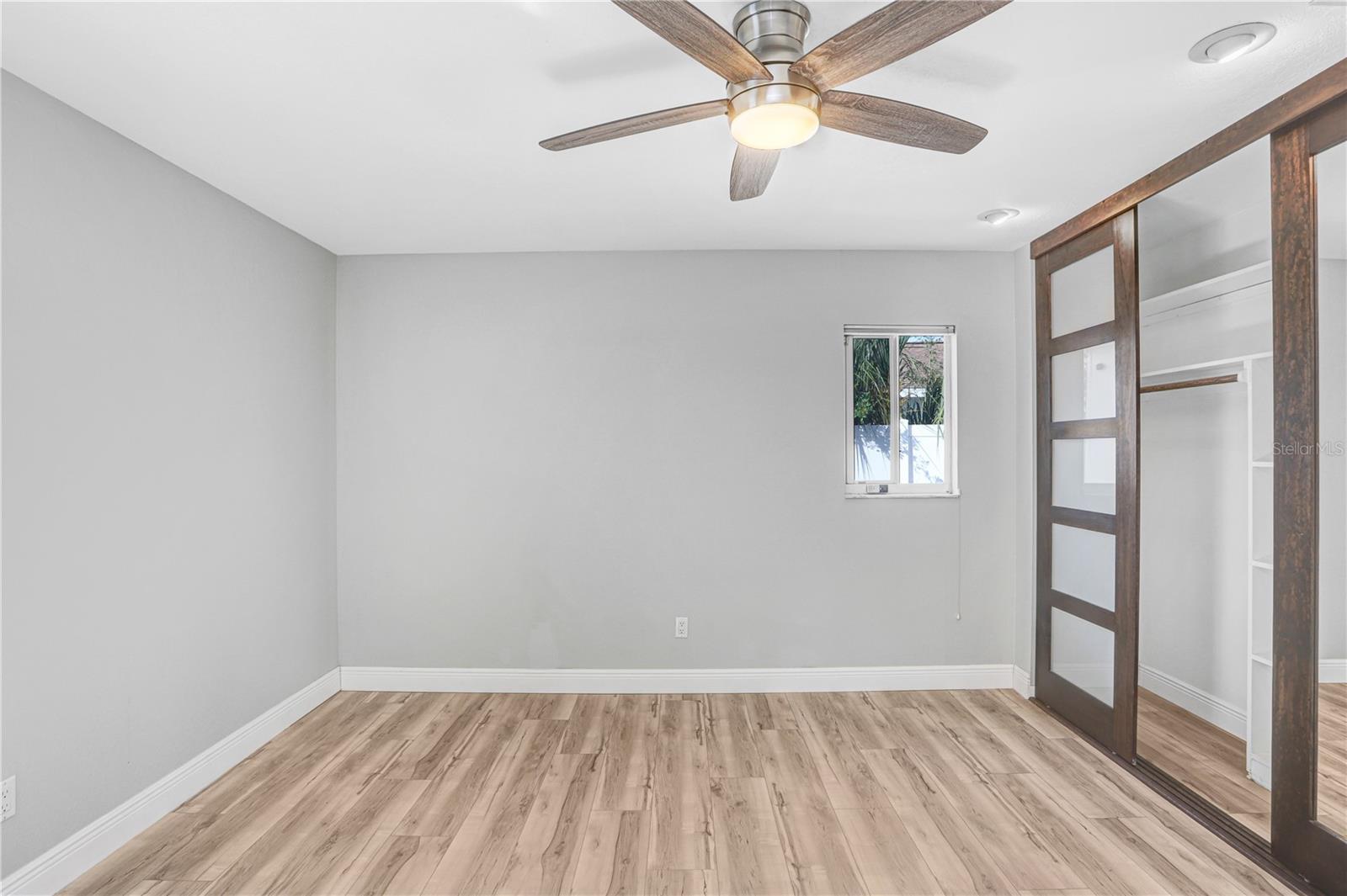 Image 15 of 36 For 8404 Blackstone Court