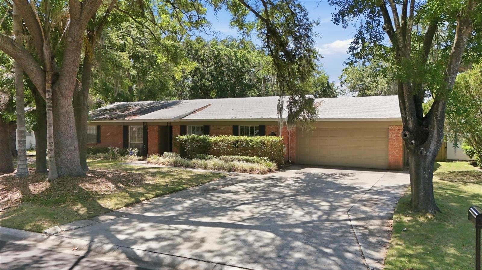 Details for 13808 Cherry Brook Lane, TAMPA, FL 33618