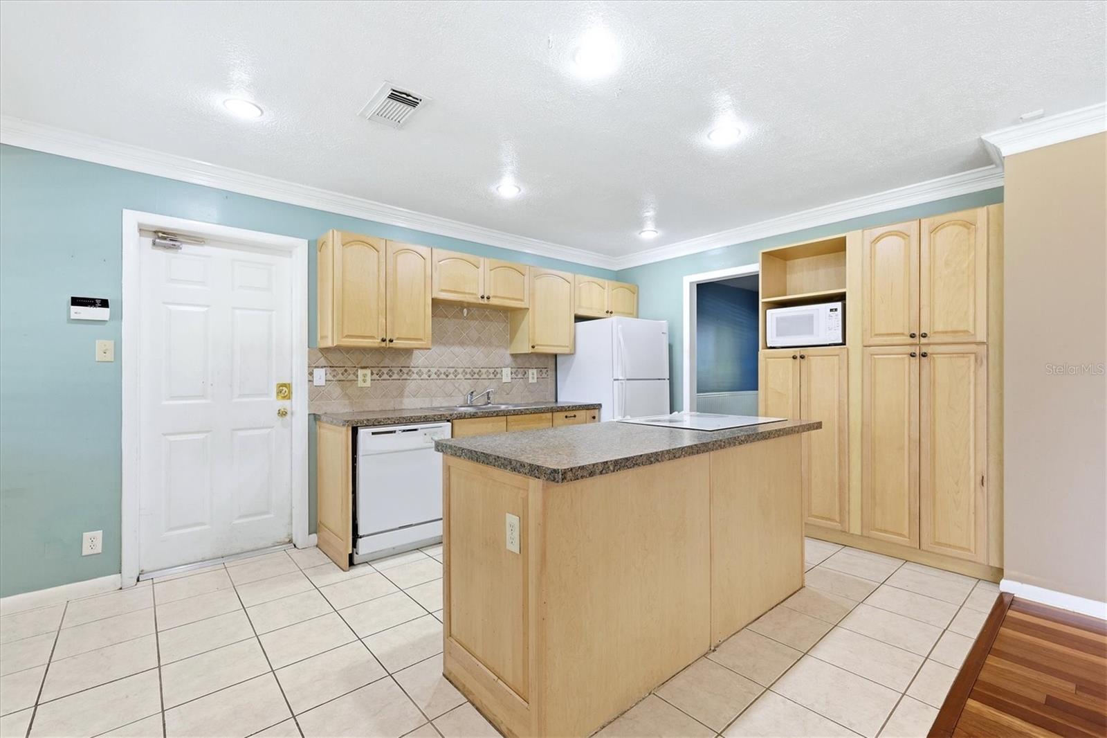 Image 14 of 44 For 13808 Cherry Brook Lane