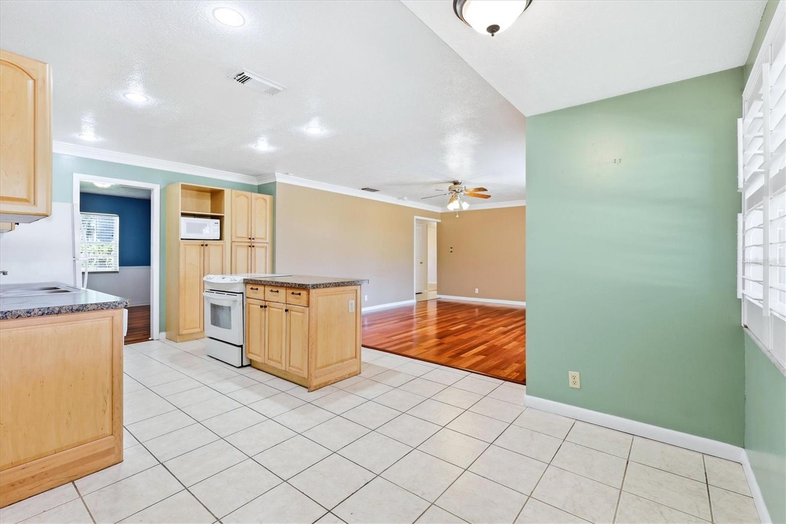 Image 15 of 44 For 13808 Cherry Brook Lane