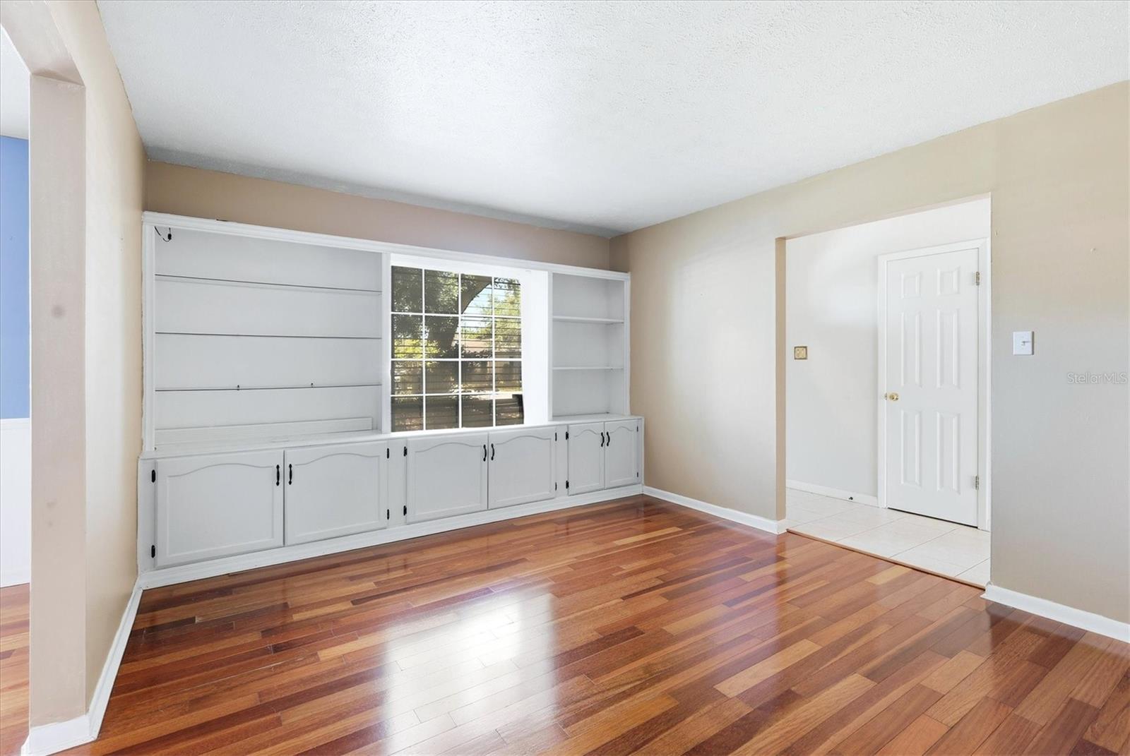 Image 7 of 44 For 13808 Cherry Brook Lane