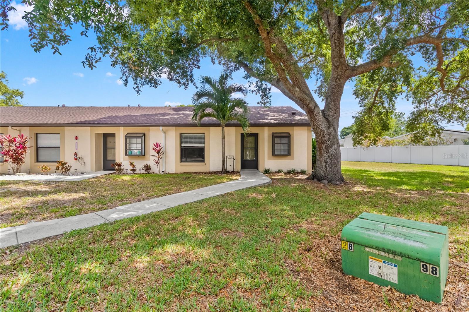 Image 2 of 33 For 11511 113th Street 11c
