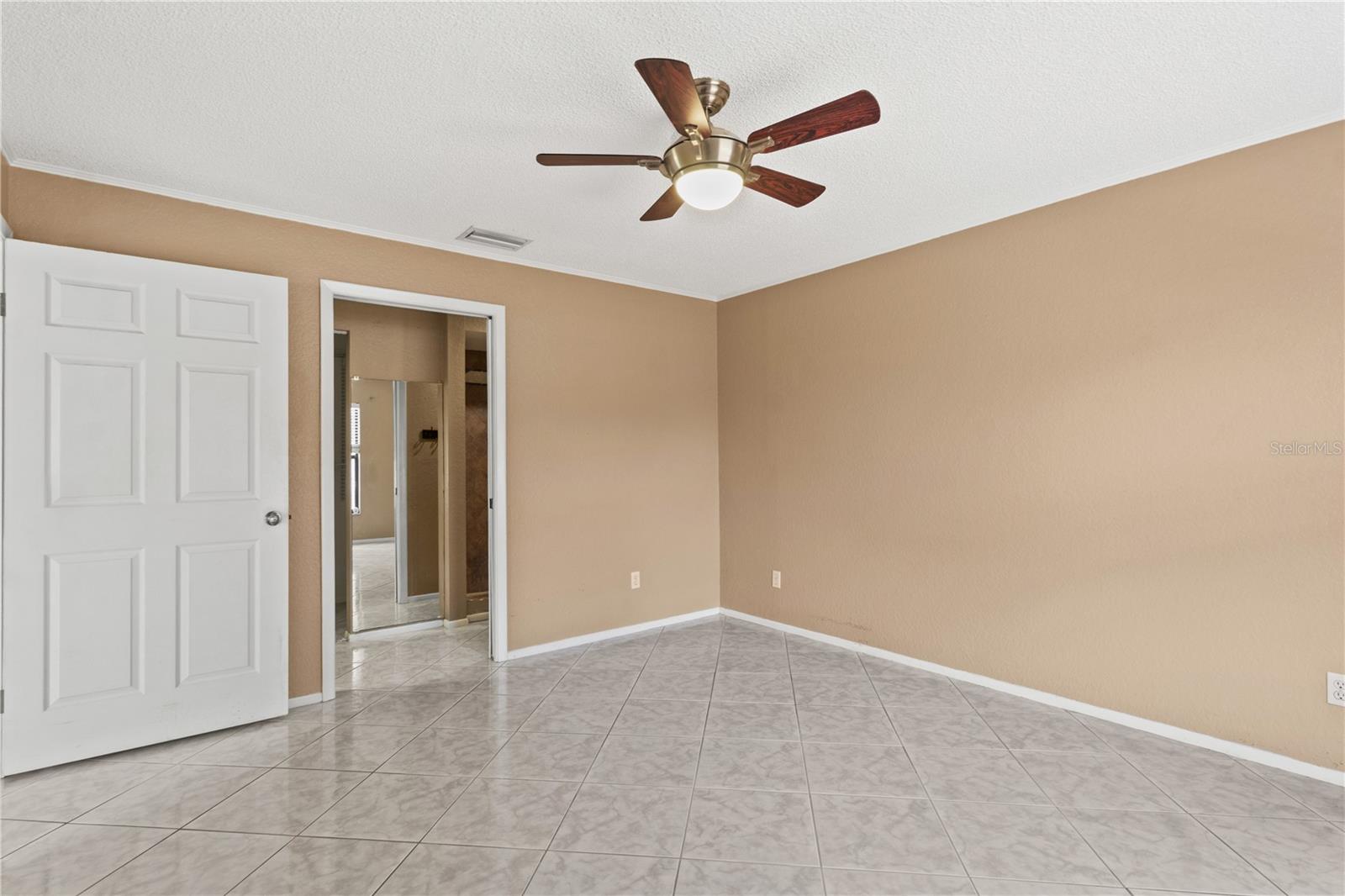 Image 22 of 33 For 11511 113th Street 11c