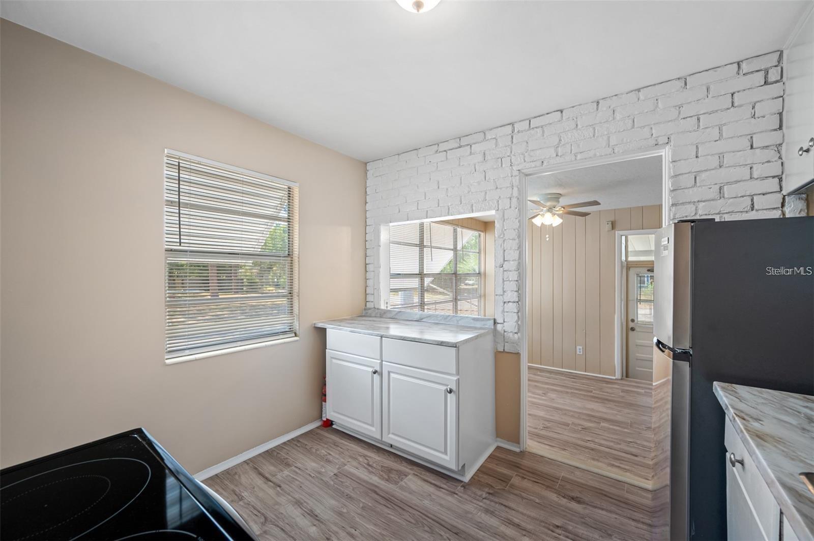 Image 4 of 16 For 5055 3rd Avenue S