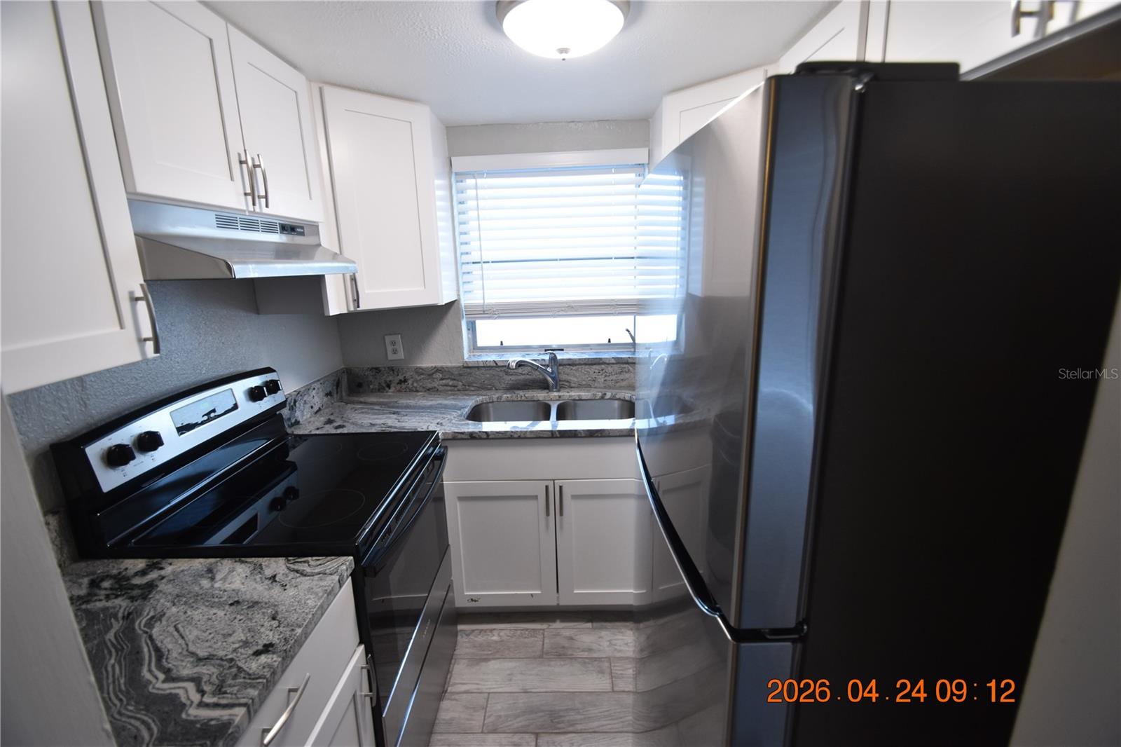 Image 9 of 13 For 30 Danube Avenue 3