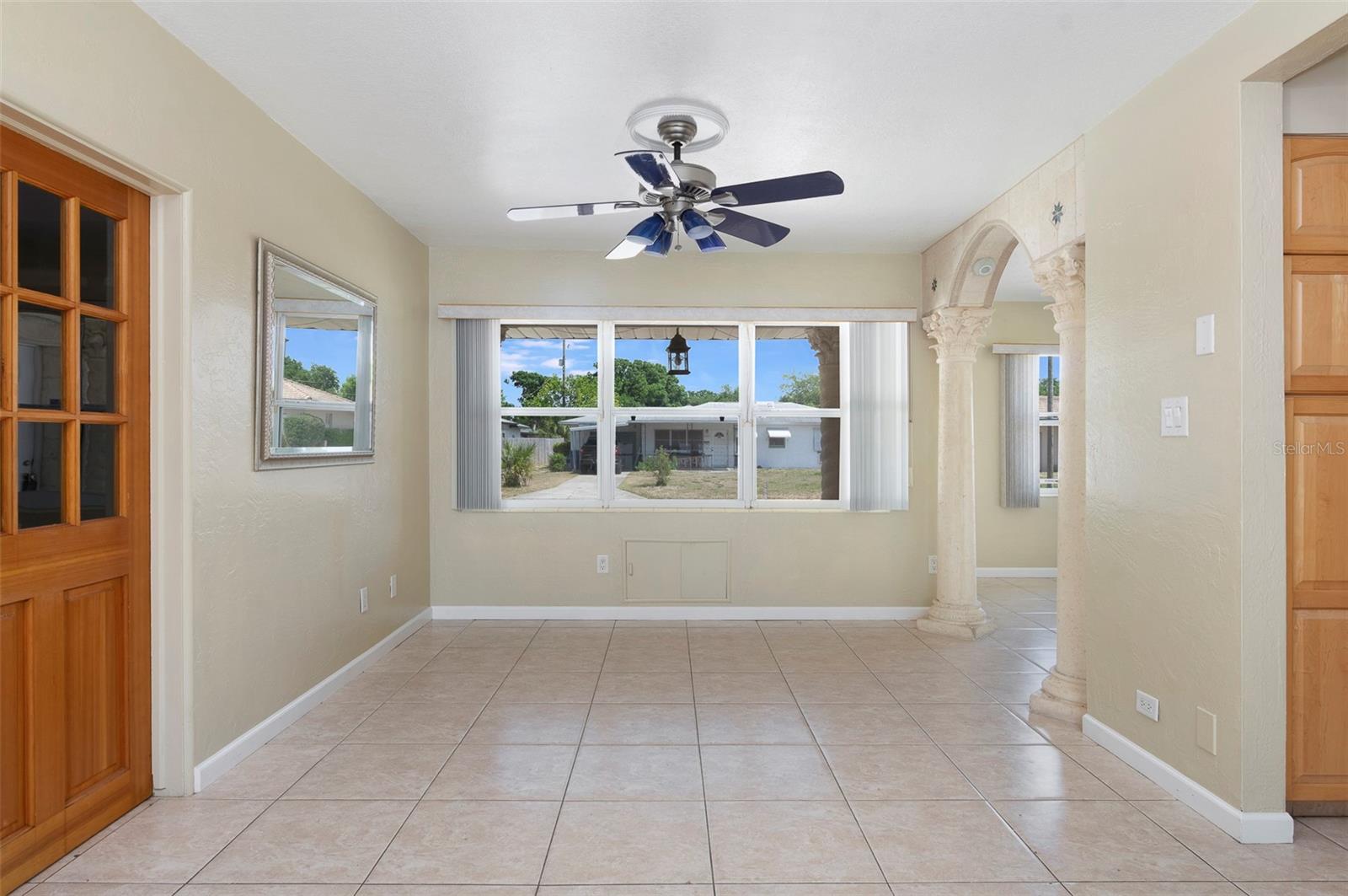 Image 13 of 26 For 4218 24th Avenue N