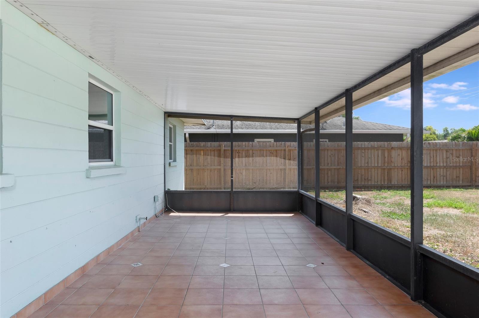 Image 20 of 26 For 4218 24th Avenue N