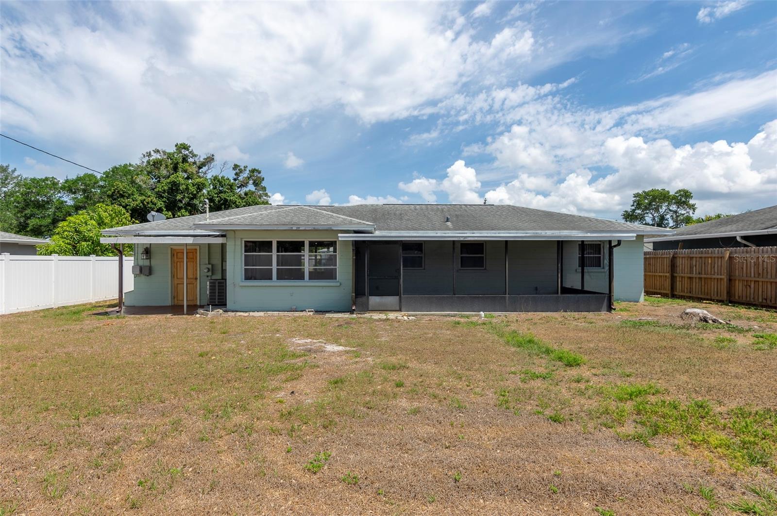 Image 24 of 26 For 4218 24th Avenue N