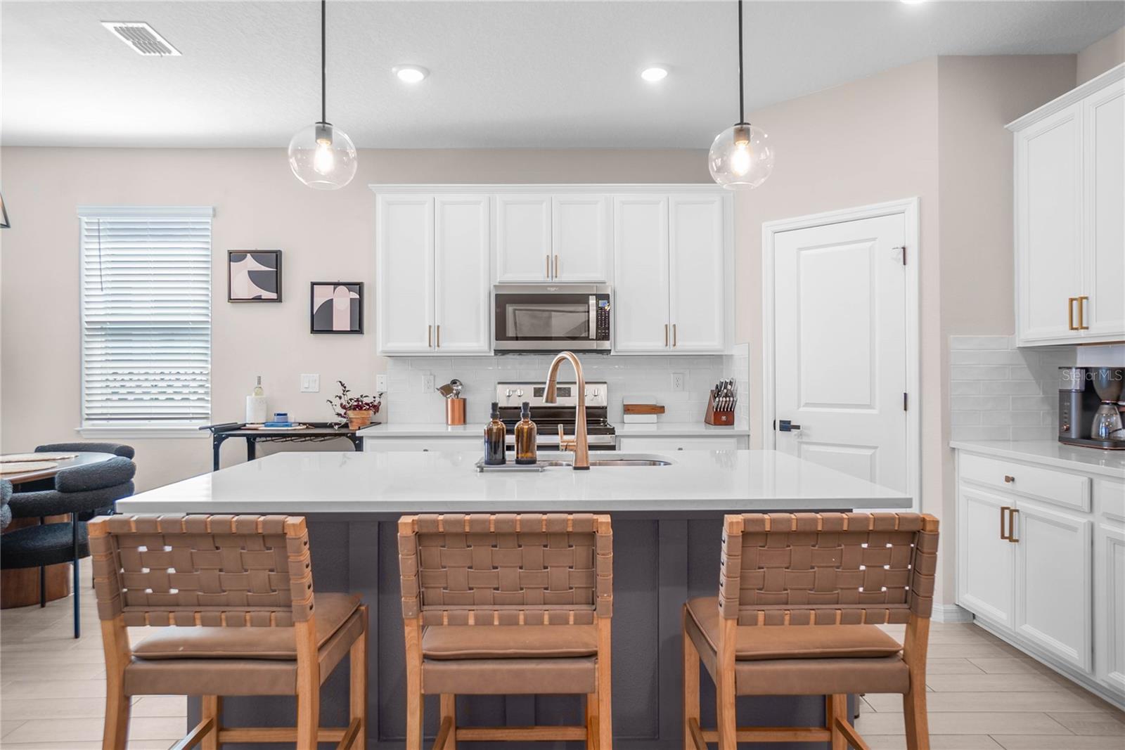 Image 4 of 66 For 34382 Evergreen Hill Court