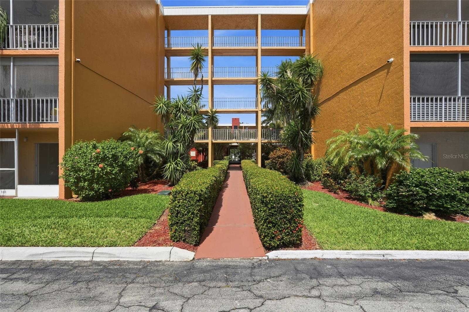 Details for 2366 Mall Drive 403, FORT MYERS, FL 33901
