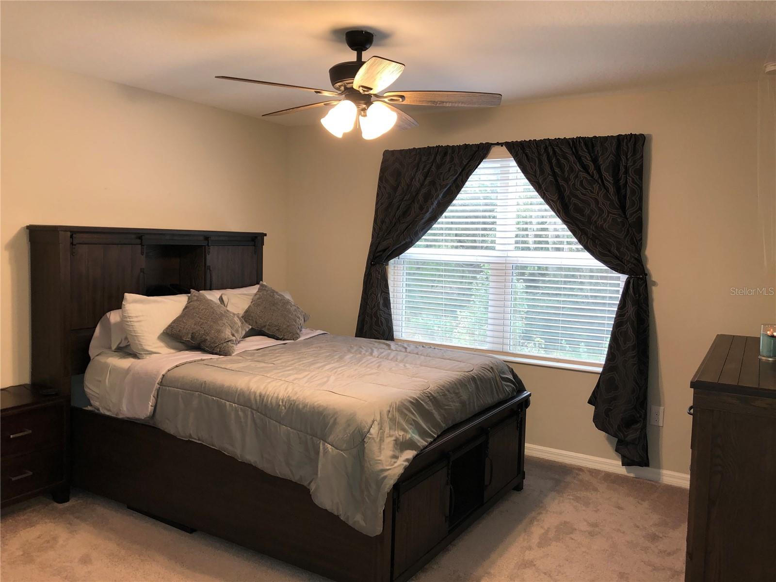 Image 8 of 18 For 10549 Oakside Drive