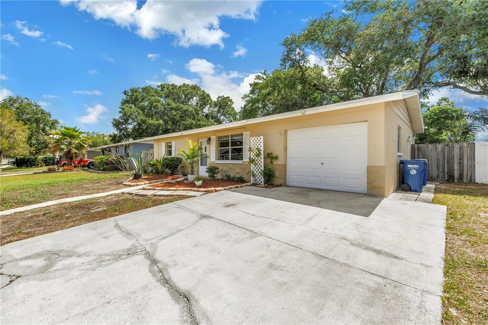 Image 38 of 39 For 9579 Golden Grove Street