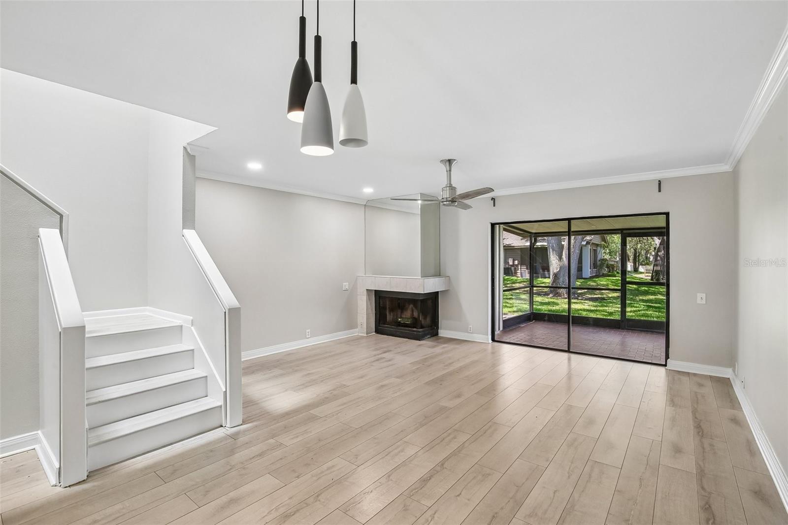 Image 4 of 43 For 1006 Cicero Lane