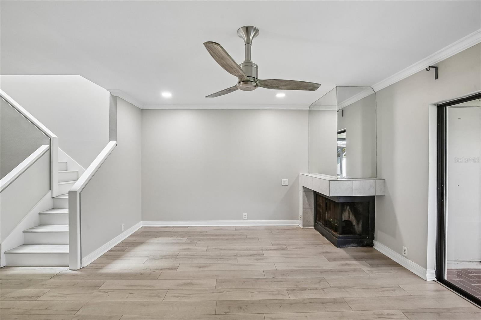Image 5 of 43 For 1006 Cicero Lane