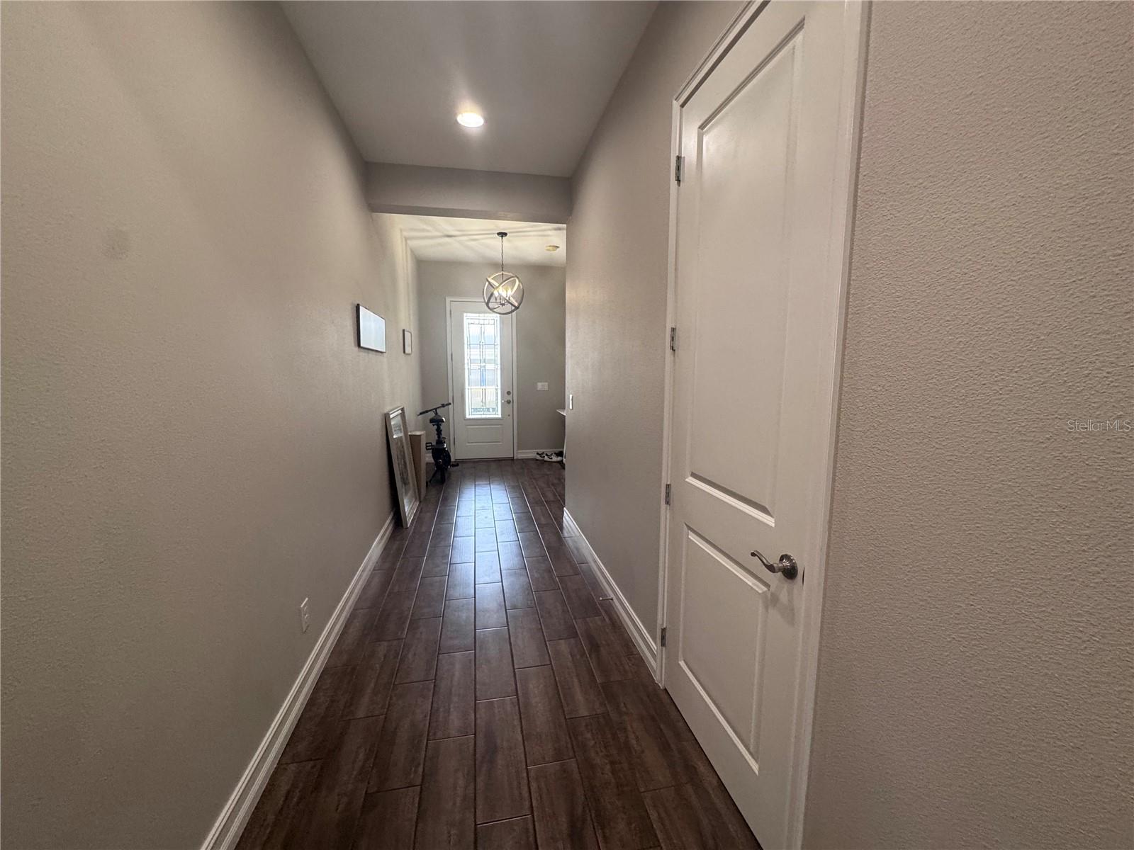 Image 3 of 30 For 11513 11th Avenue E