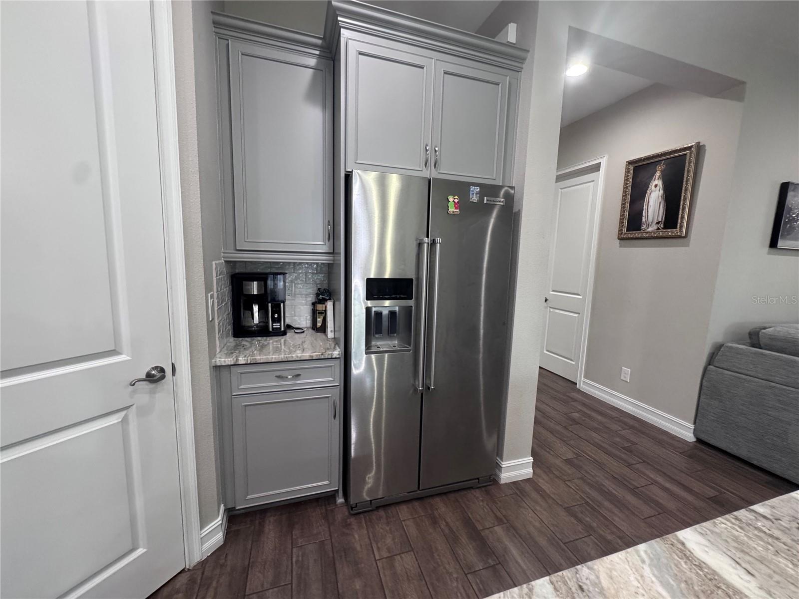 Image 5 of 30 For 11513 11th Avenue E