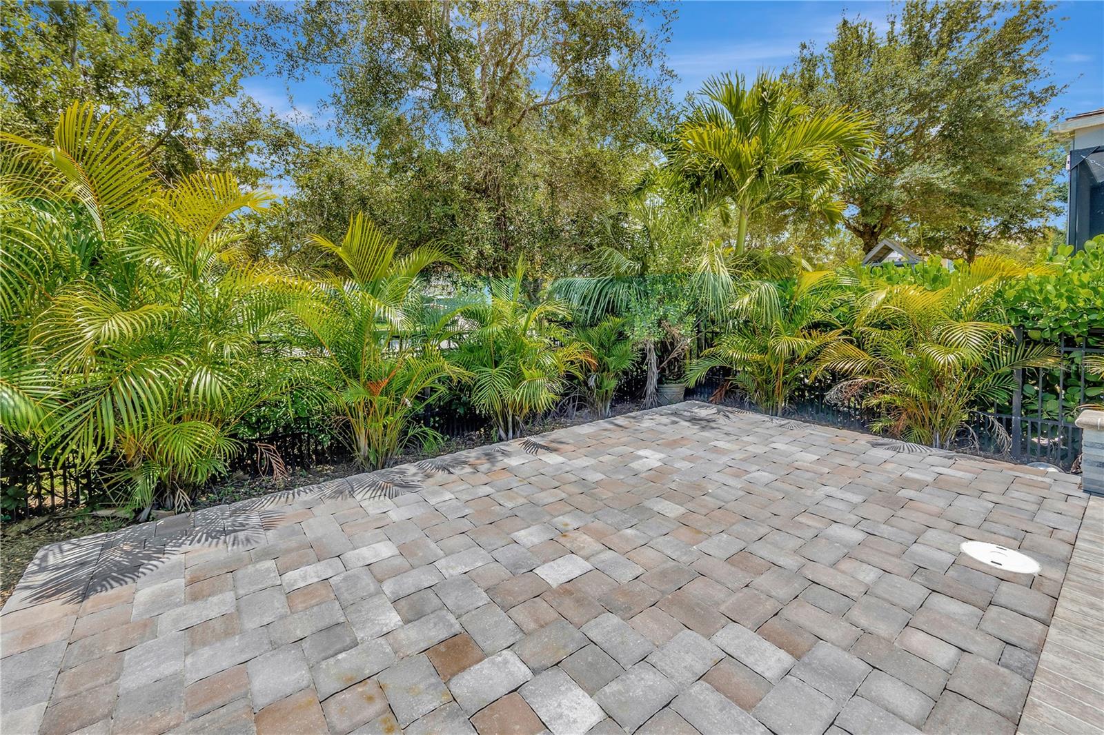Image 29 of 30 For 6518 Park Strand Drive