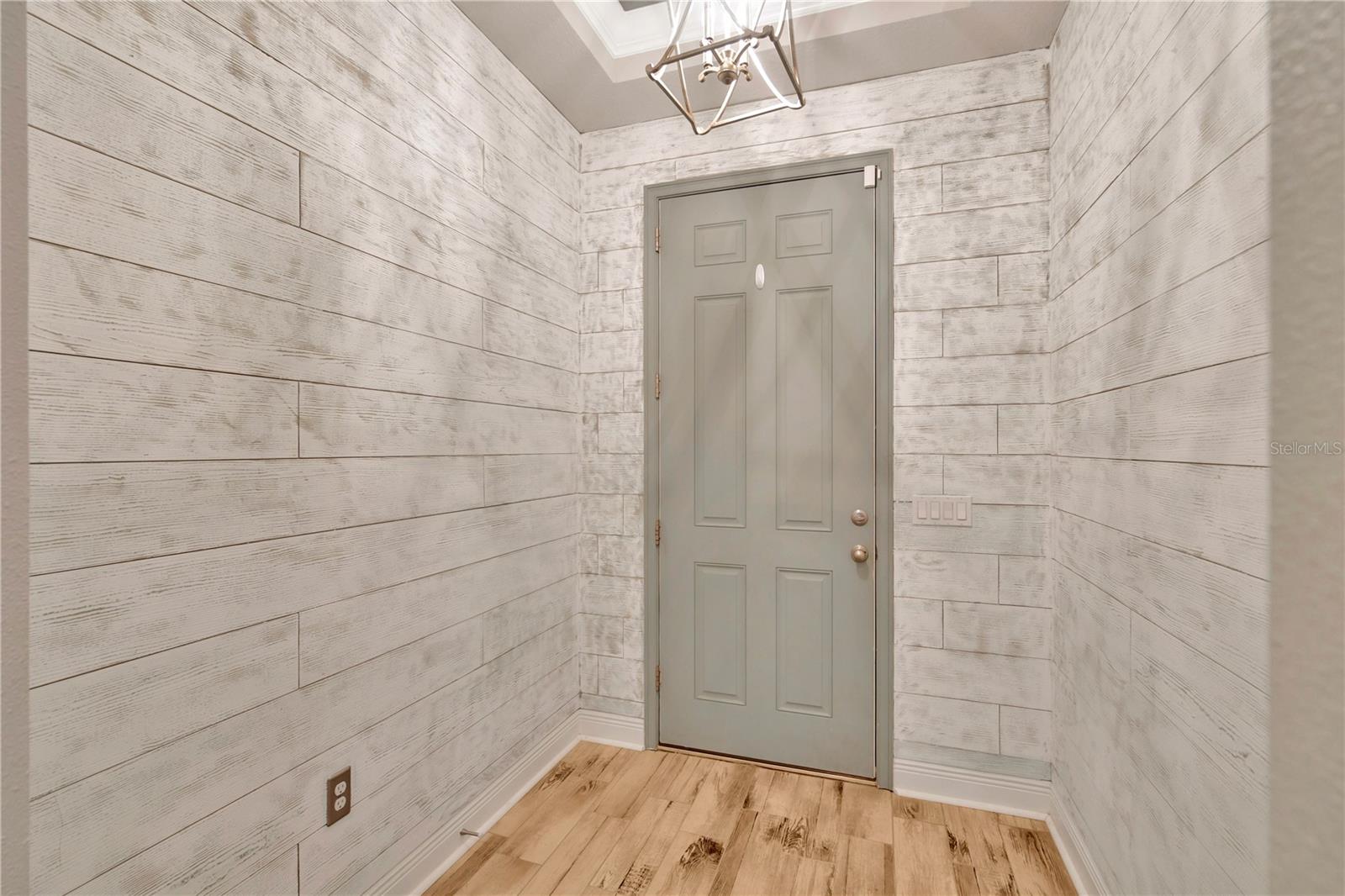 Image 3 of 30 For 6518 Park Strand Drive