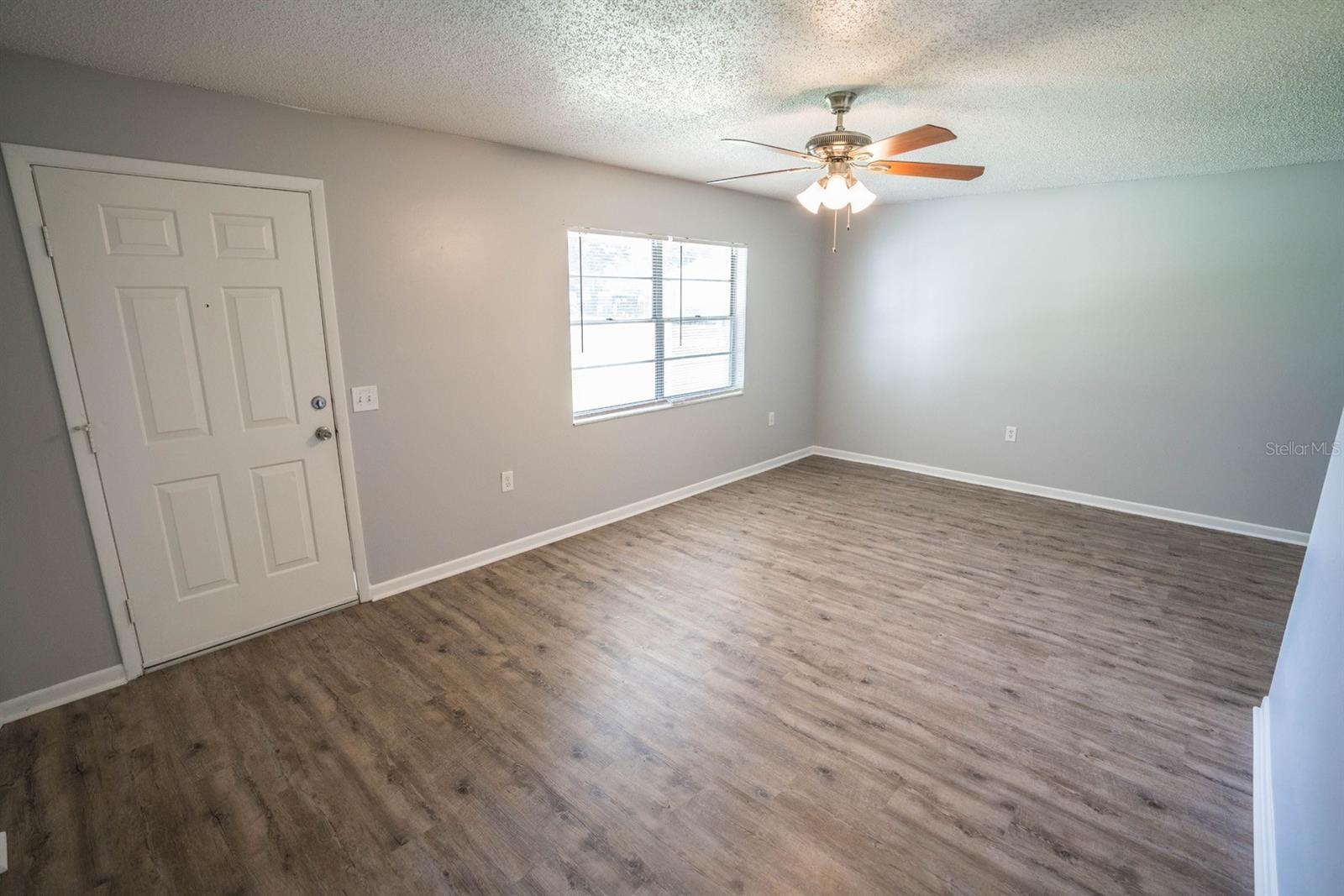 Image 11 of 20 For 6913 Mathers Lane