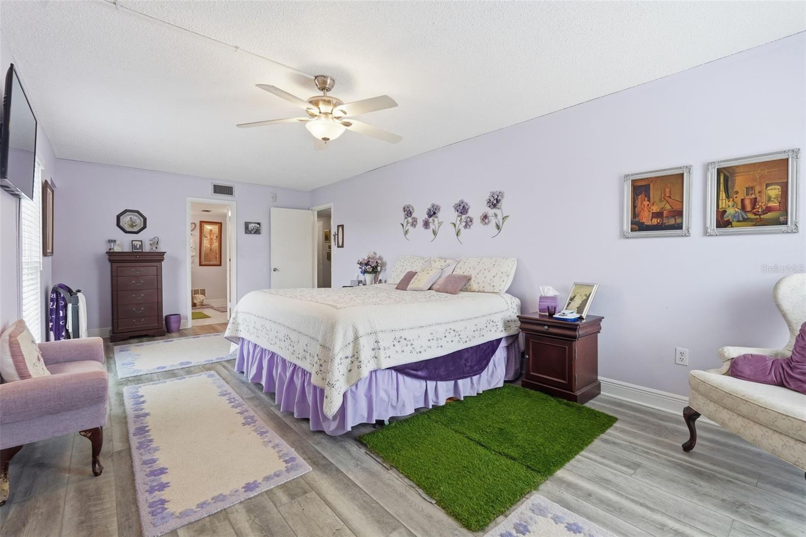 Image 18 of 47 For 225 Country Club Drive C332