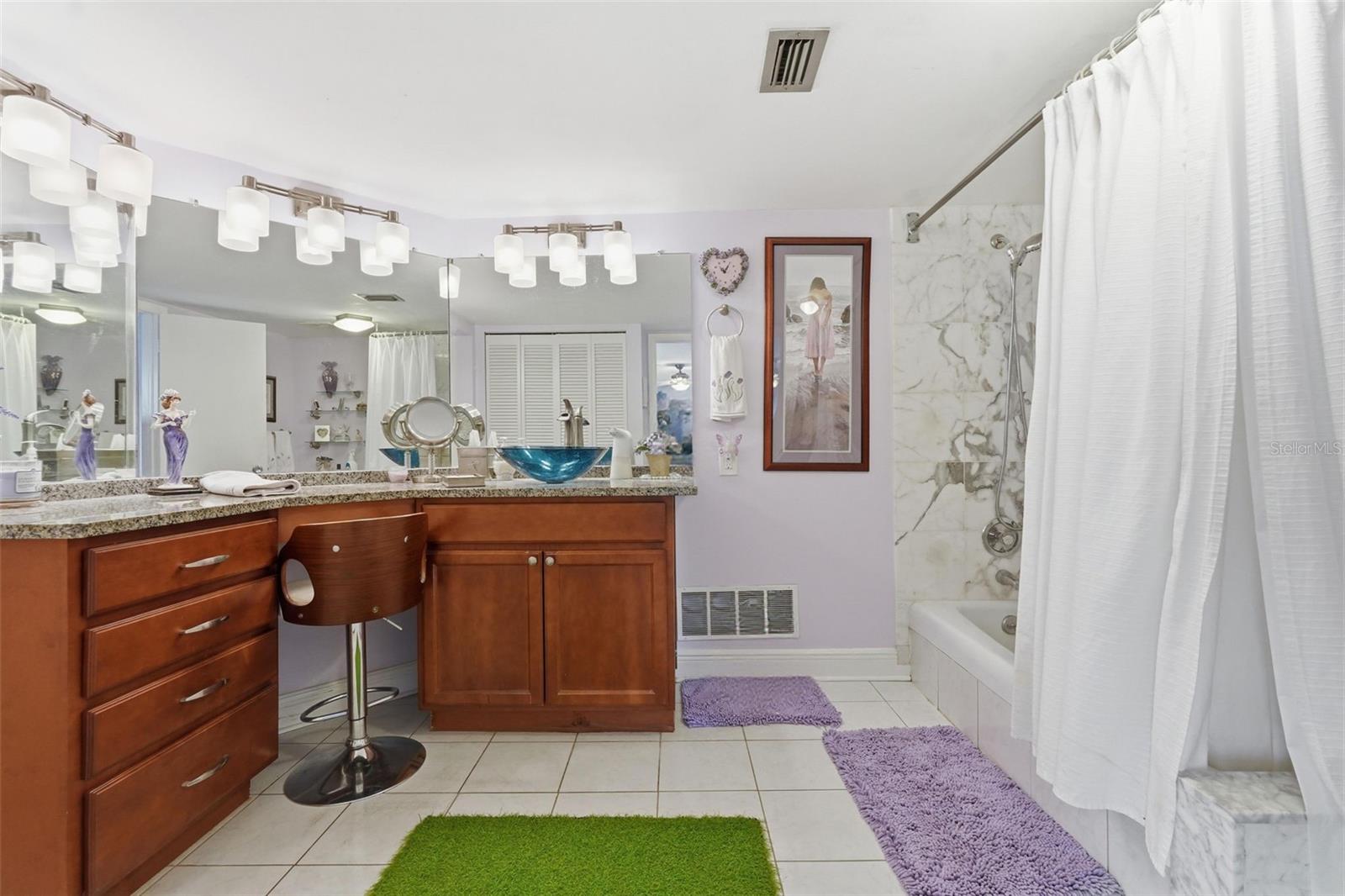 Image 21 of 47 For 225 Country Club Drive C332