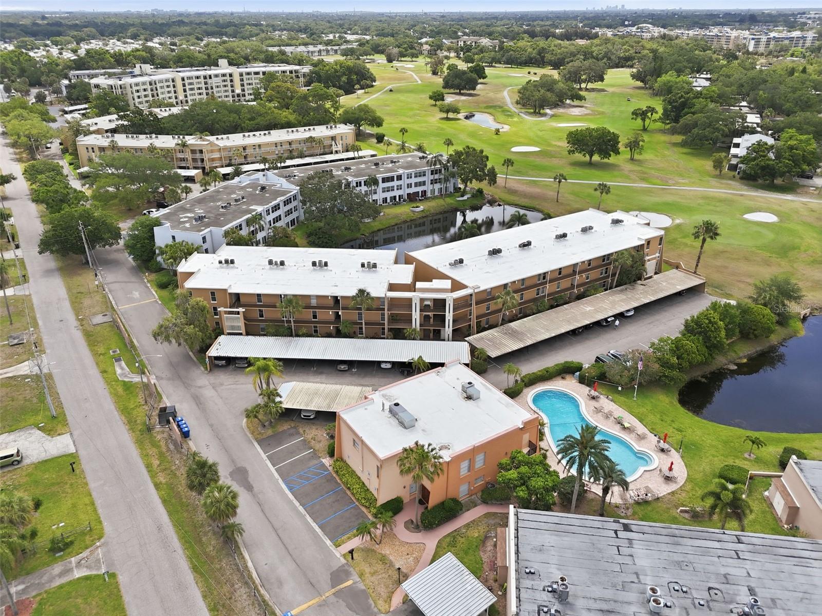 Image 6 of 47 For 225 Country Club Drive C332