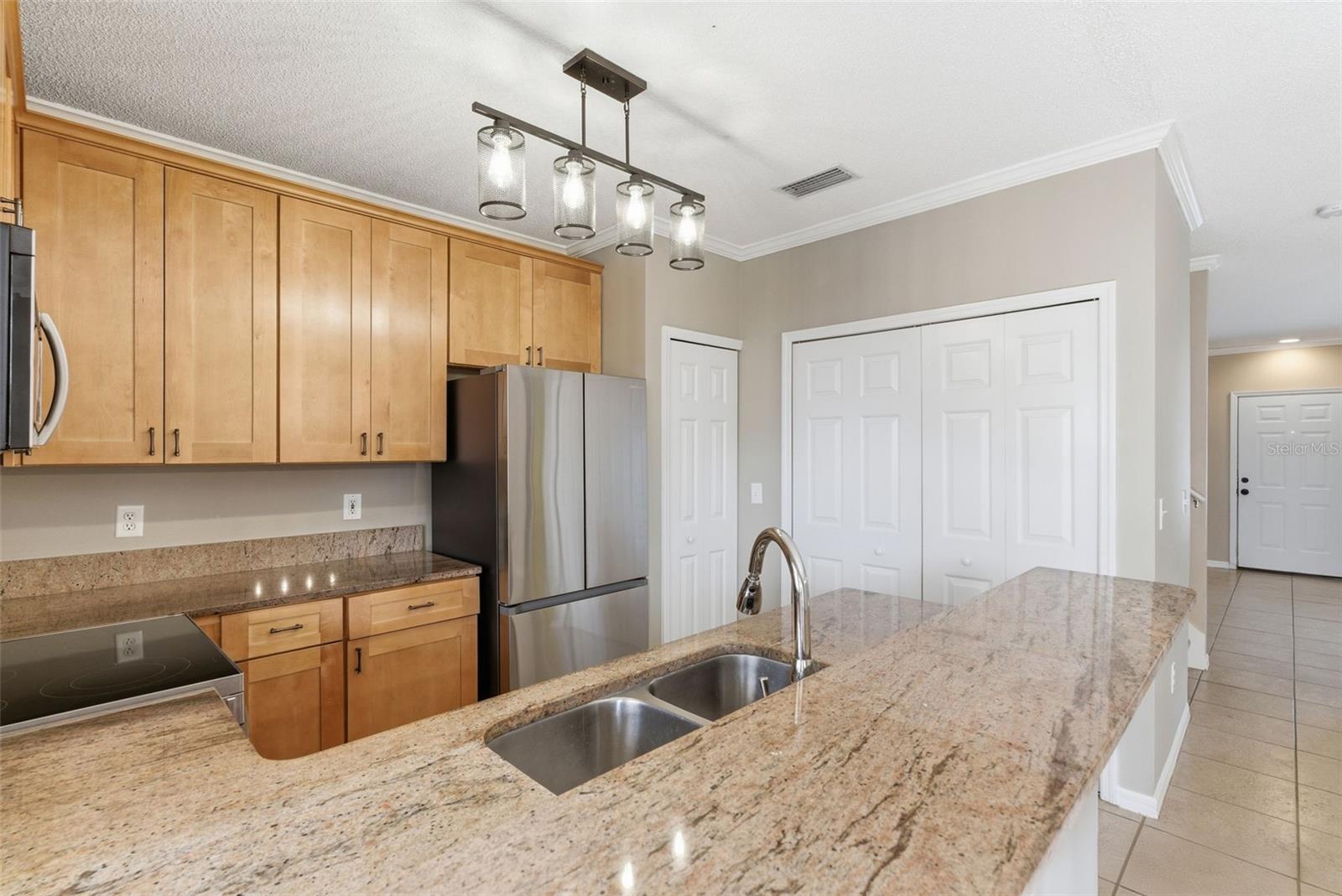 Image 21 of 56 For 1415 Sedgwick Drive