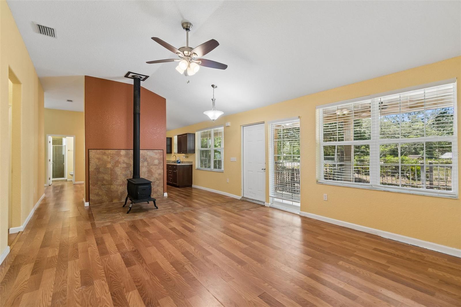 Image 5 of 58 For 11274 Riviera Drive