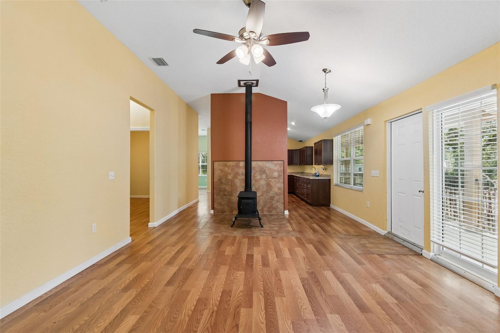 Image 7 of 58 For 11274 Riviera Drive