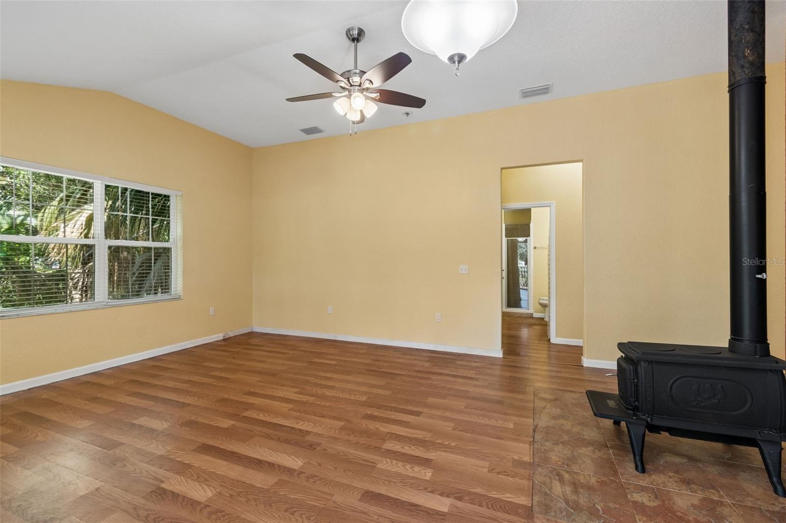 Image 9 of 58 For 11274 Riviera Drive