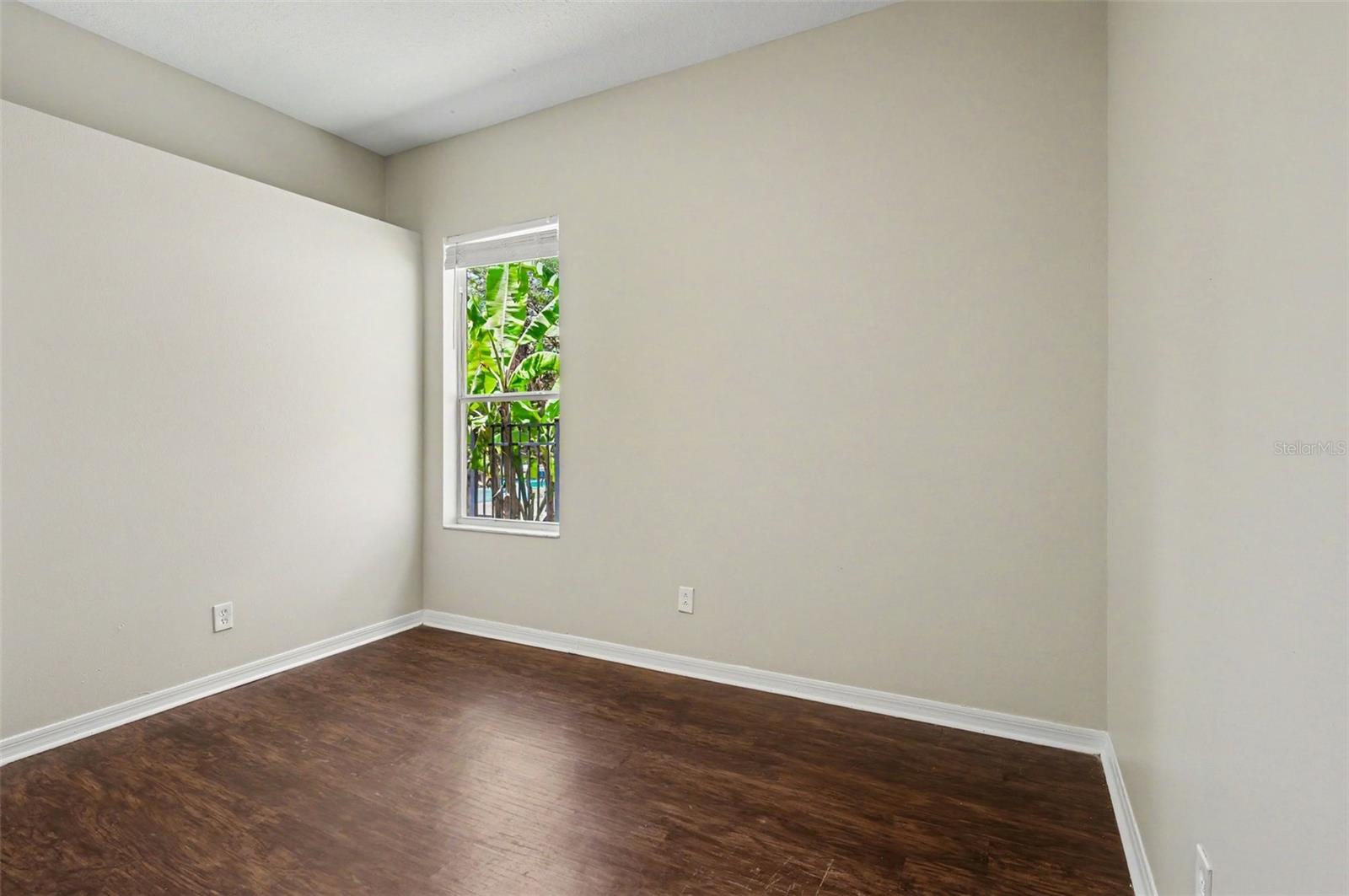Image 21 of 40 For 1756 Crown Hill Boulevard