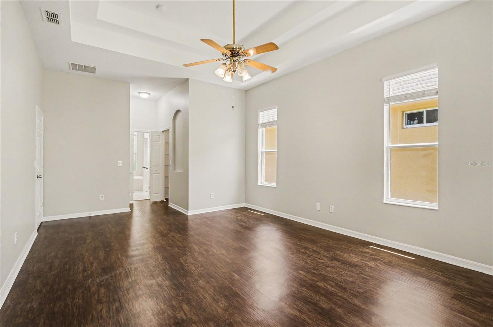 Image 32 of 40 For 1756 Crown Hill Boulevard
