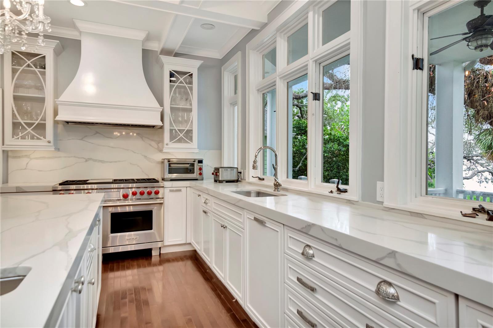 Image 7 of 60 For 6220 Bayshore Boulevard