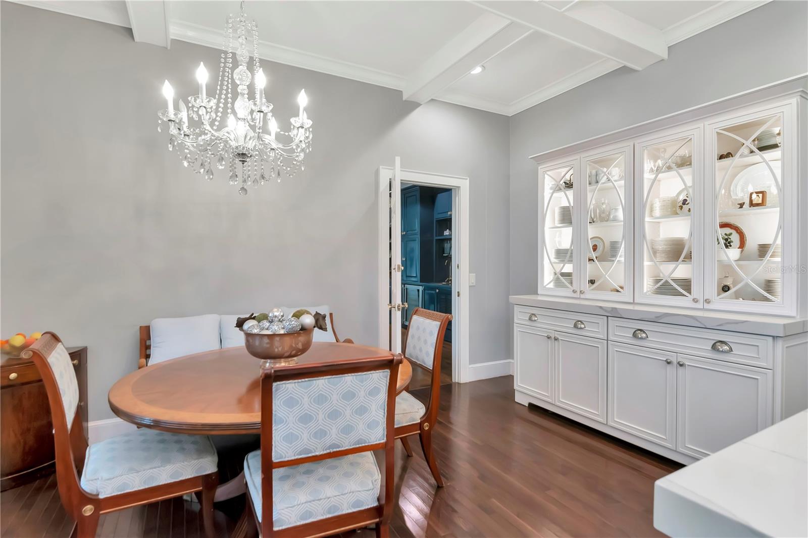 Image 9 of 60 For 6220 Bayshore Boulevard