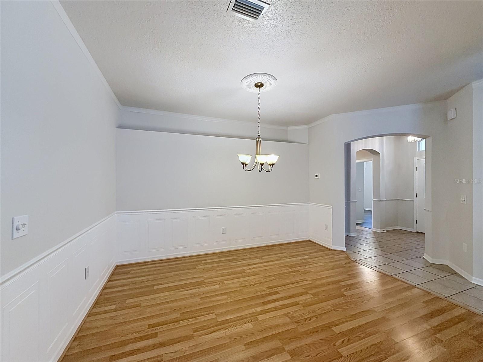 Image 19 of 27 For 6932 Monarch Park Drive