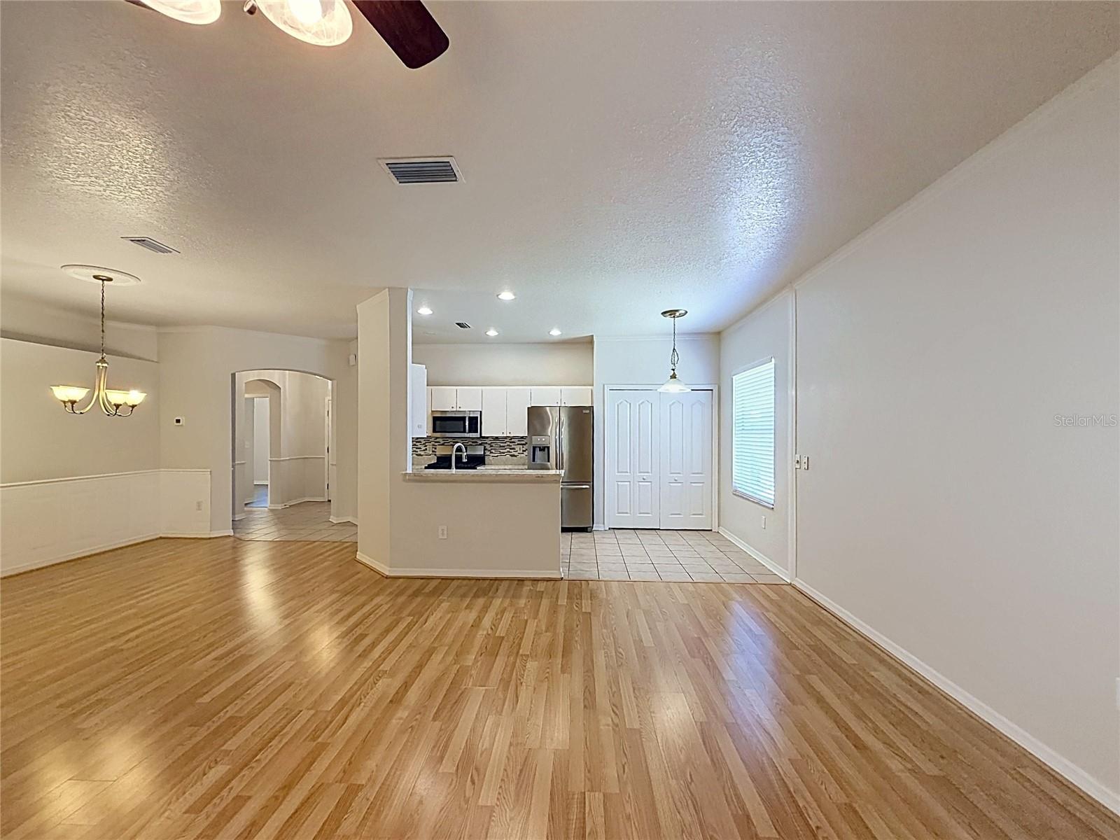Image 20 of 27 For 6932 Monarch Park Drive
