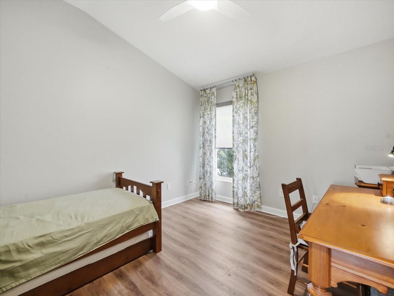 Image 33 of 50 For 19409 Golden Slipper Place