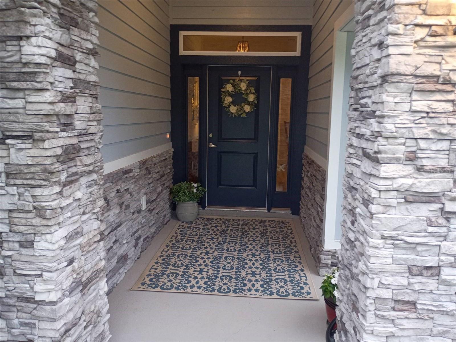 Image 13 of 50 For 203 Silver Palm Drive