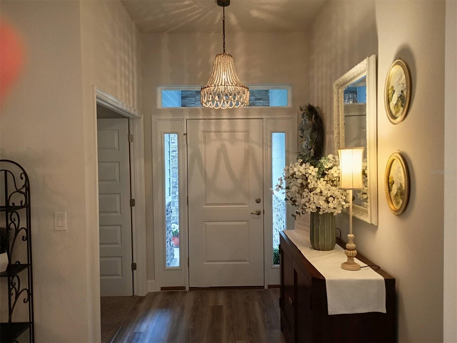 Image 18 of 50 For 203 Silver Palm Drive