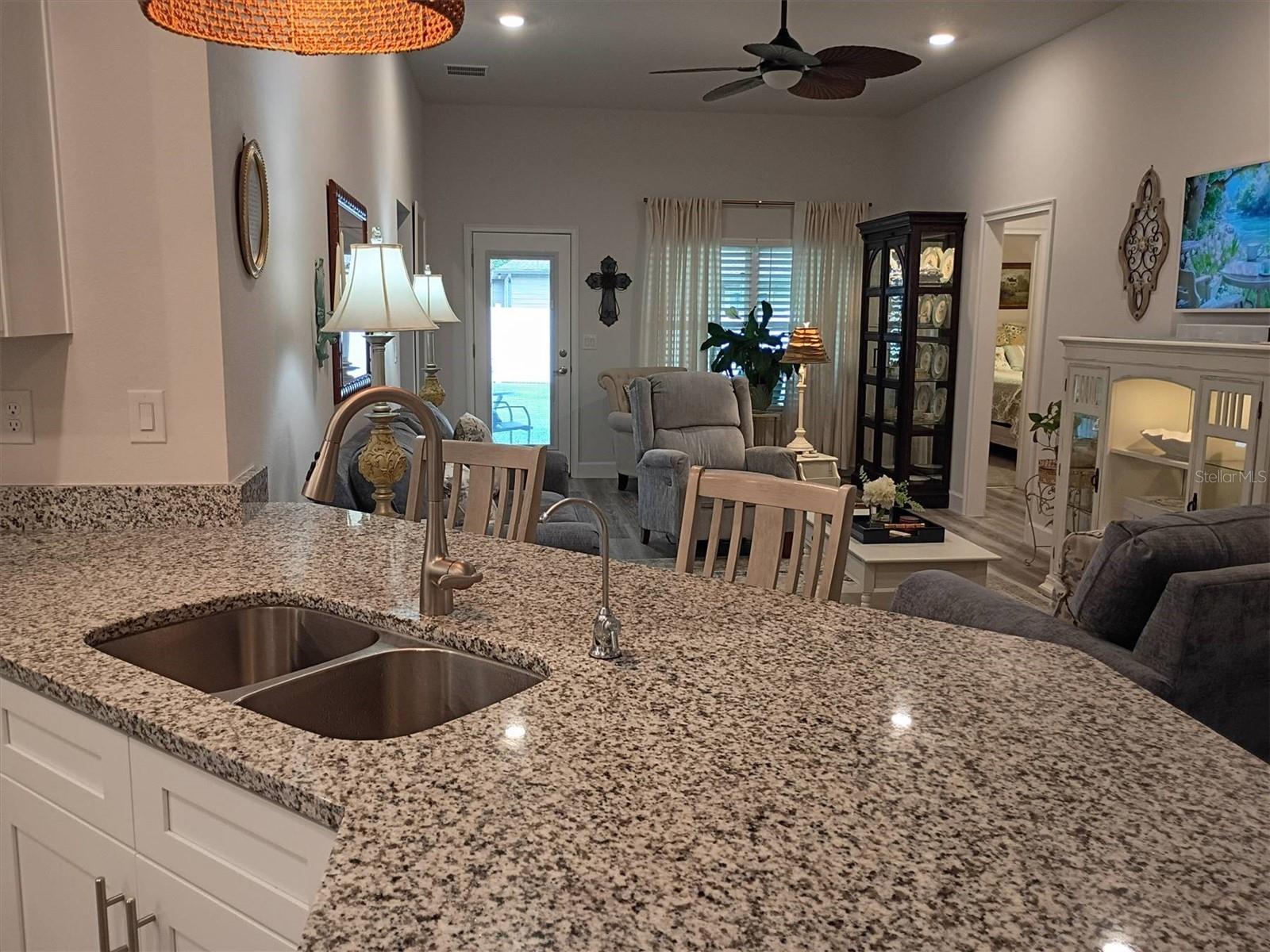 Image 24 of 50 For 203 Silver Palm Drive
